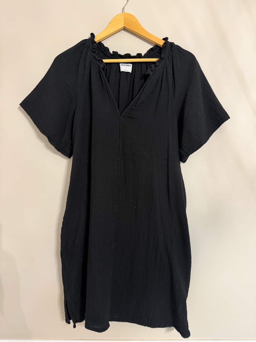 Old Navy Black Peasant Tunic Top